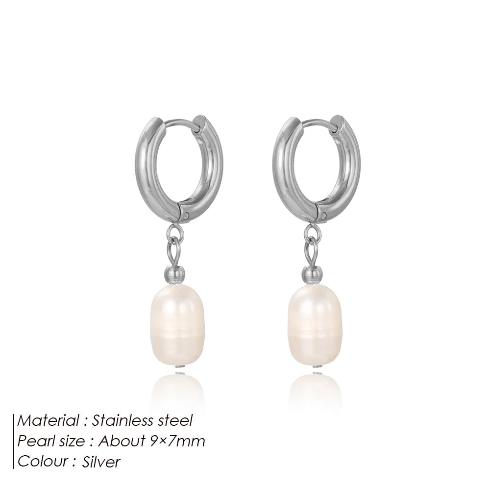 The Elara Pearl Drop Earrings