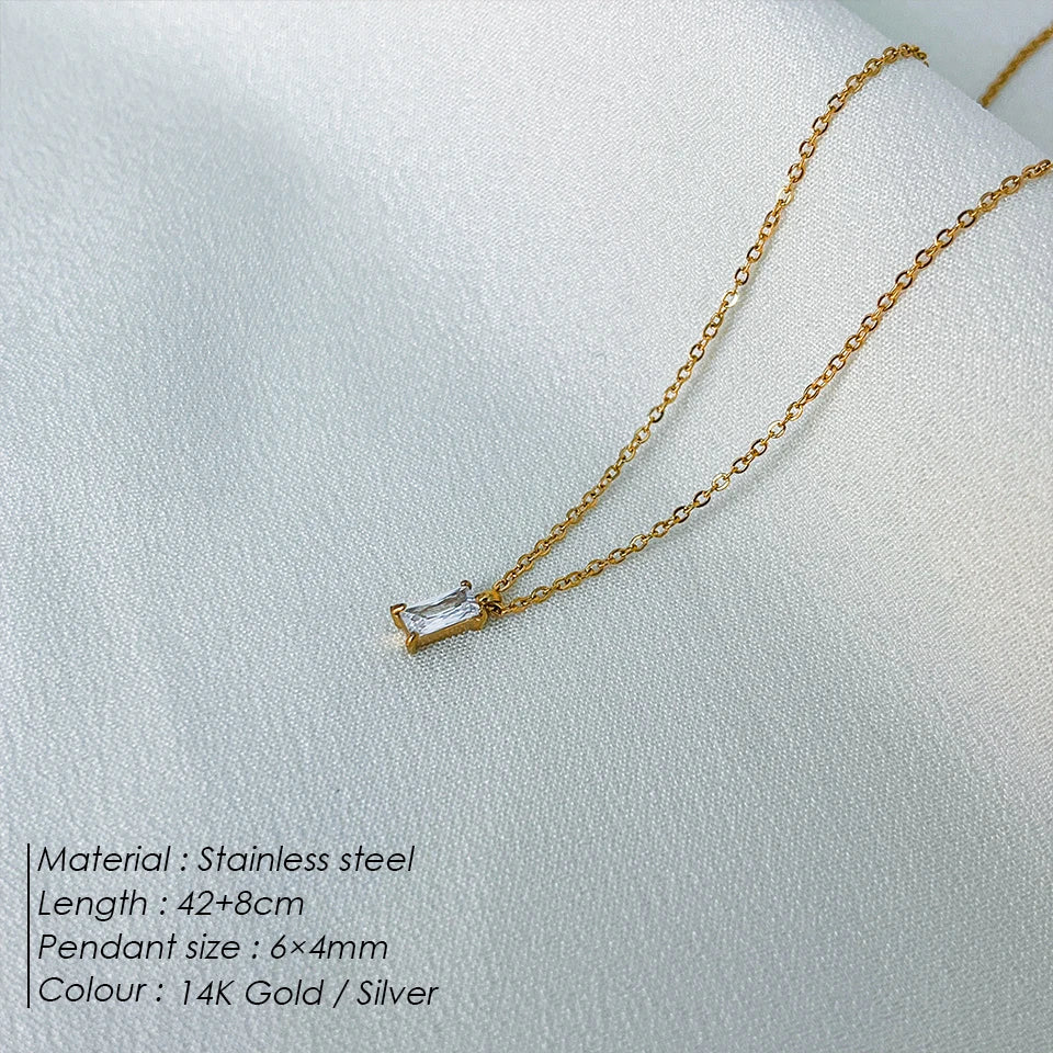 Clear Stone Pendant Necklace