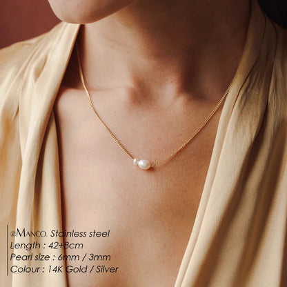 Pearls Pendant Necklace