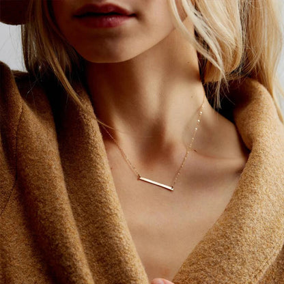 The Noémie Bar Necklace