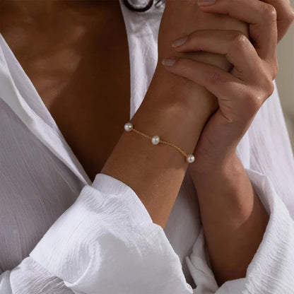 The Amélie Blush Pearl Bracelet