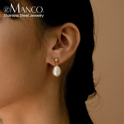 The Nested Pearl Hoop
