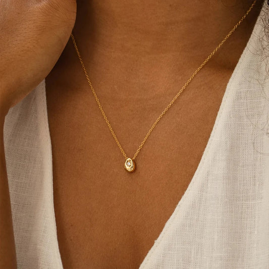 Teardrop Pendant Necklace