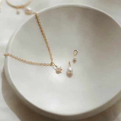 The Anaïs Pearl Drop Necklace