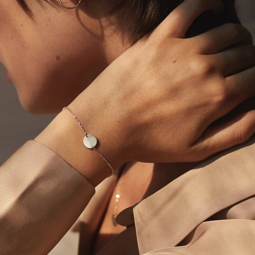 Round Pendant Bracelet