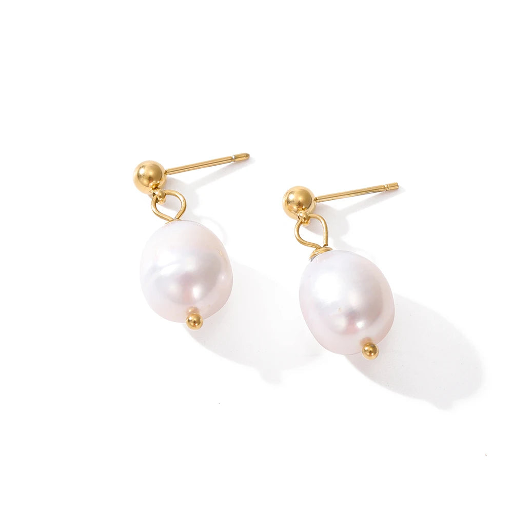 The Nested Pearl Hoop
