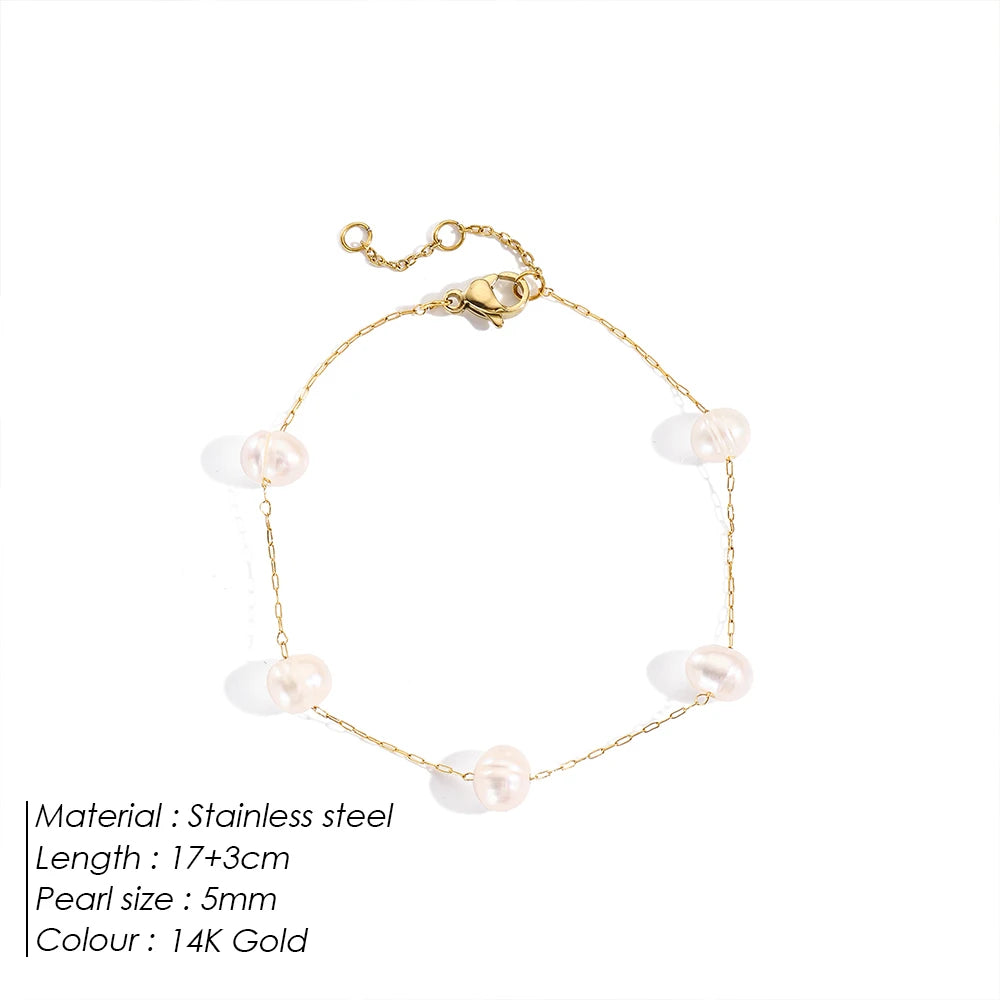 The Amélie Blush Pearl Bracelet