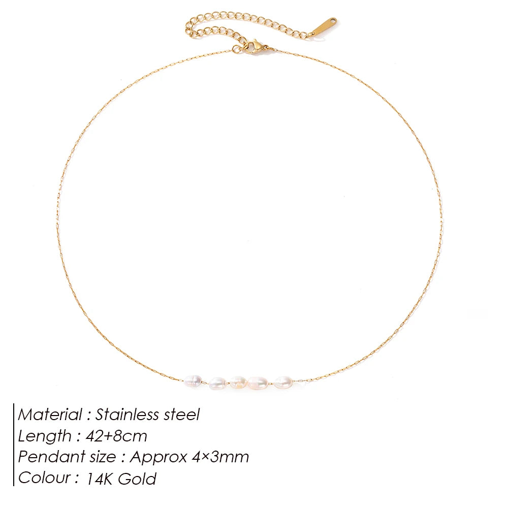 The Odette Pearl Arc Necklace
