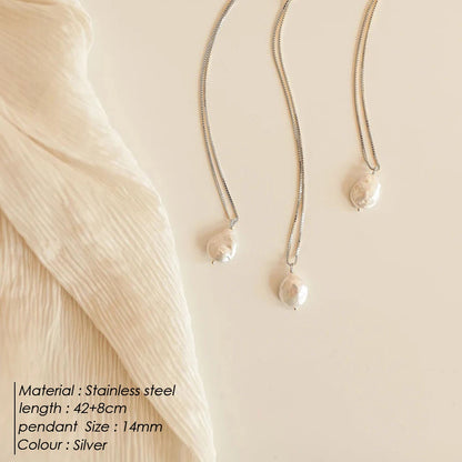 The Seraphine Pearl Pendant Necklace