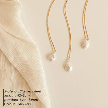 The Seraphine Pearl Pendant Necklace